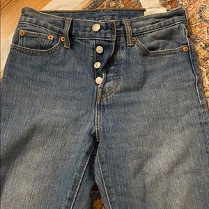 Levi wedgie fit jean